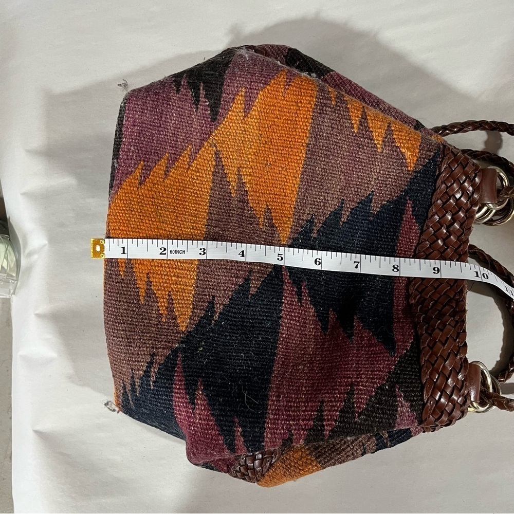 LJ SIMONE ~ Aztec Print Handbag with Leather Straps Drawstring Closure - Picture 8 of 8